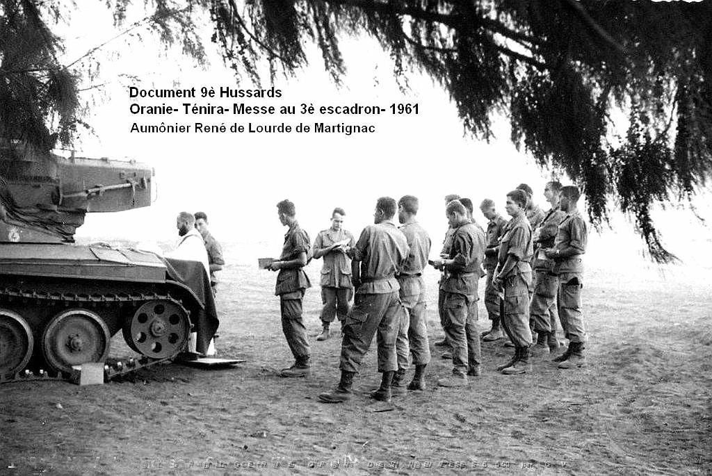35- Oranie - Tenira - Messe au 9e Hussards.jpg